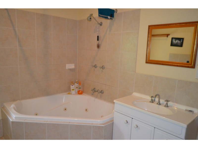 561 Lefthand Branch Road, Lefthand Branch QLD 4343