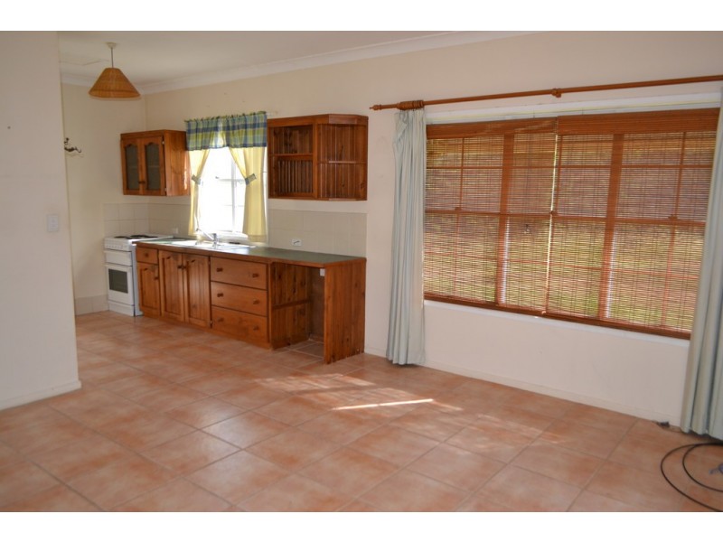561 Lefthand Branch Road, Lefthand Branch QLD 4343