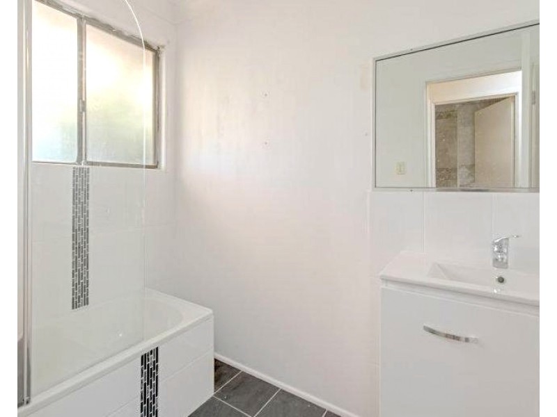 22 Bruntnell Street, Kearneys Spring QLD 4350
