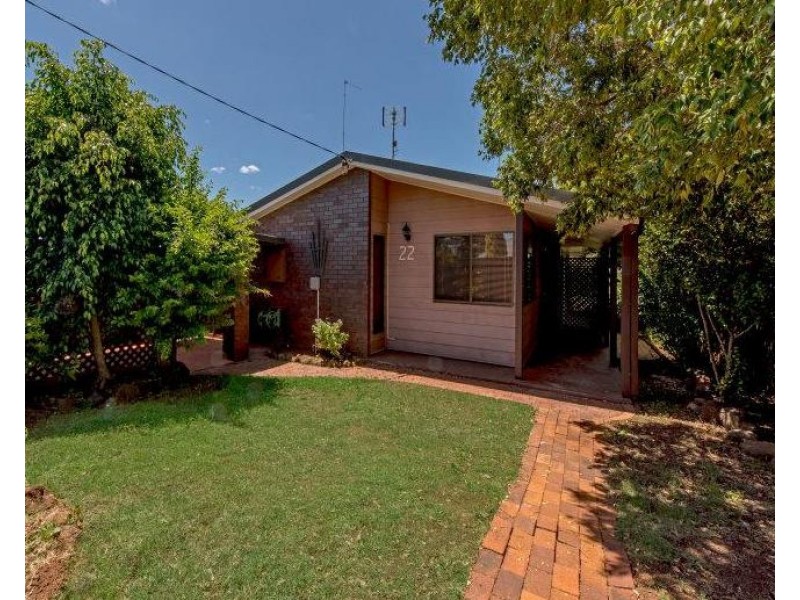 22 Bruntnell Street, Kearneys Spring QLD 4350