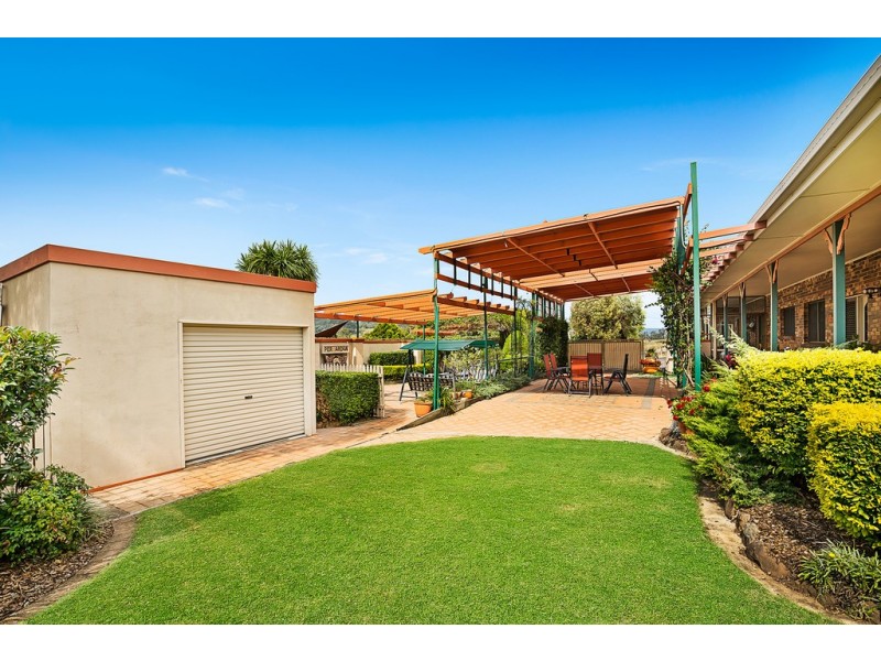 12808 New England Highway, Hodgson Vale QLD 4352