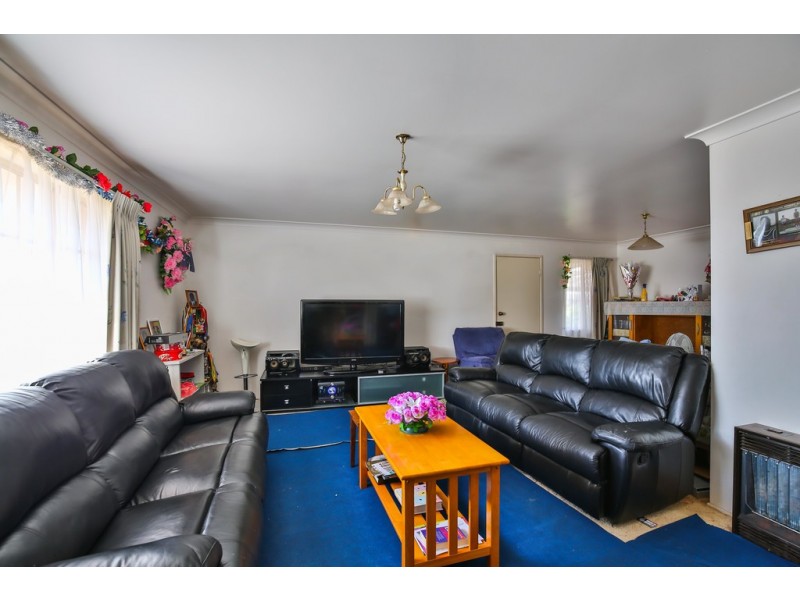 22 Arabian Street, Harristown QLD 4350