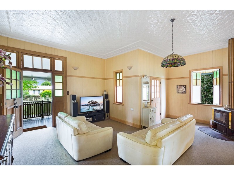 16 Dodd Street, Newtown QLD 4350