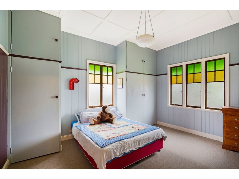 16 Dodd Street, Newtown QLD 4350