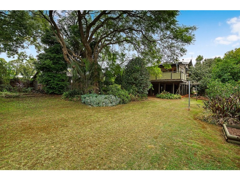 16 Dodd Street, Newtown QLD 4350