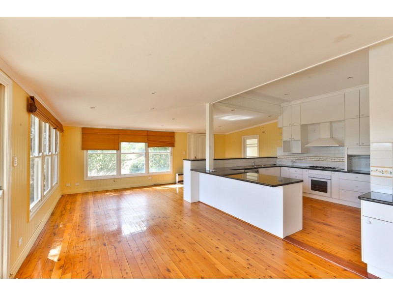 864 Oakey Pittsworth Road, Aubigny QLD 4401