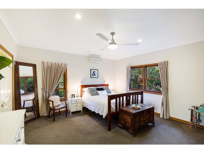 5 Grandview Crescent, Blue Mountain Heights QLD 4350