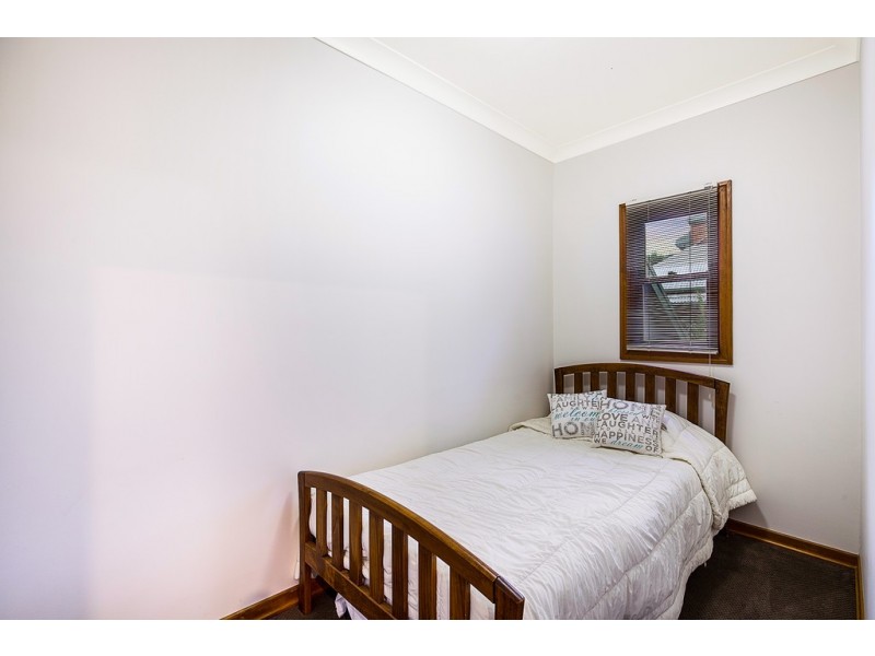 5 Grandview Crescent, Blue Mountain Heights QLD 4350