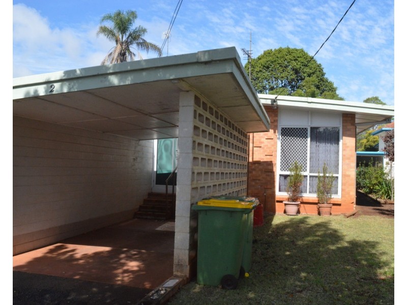 2/266B South Street, South Toowoomba QLD 4350