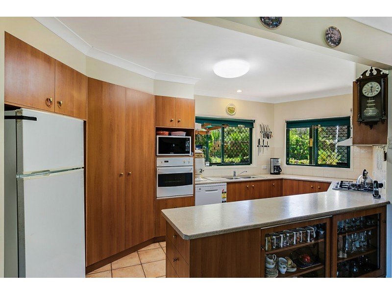 6 Graham Court, Hodgson Vale QLD 4352