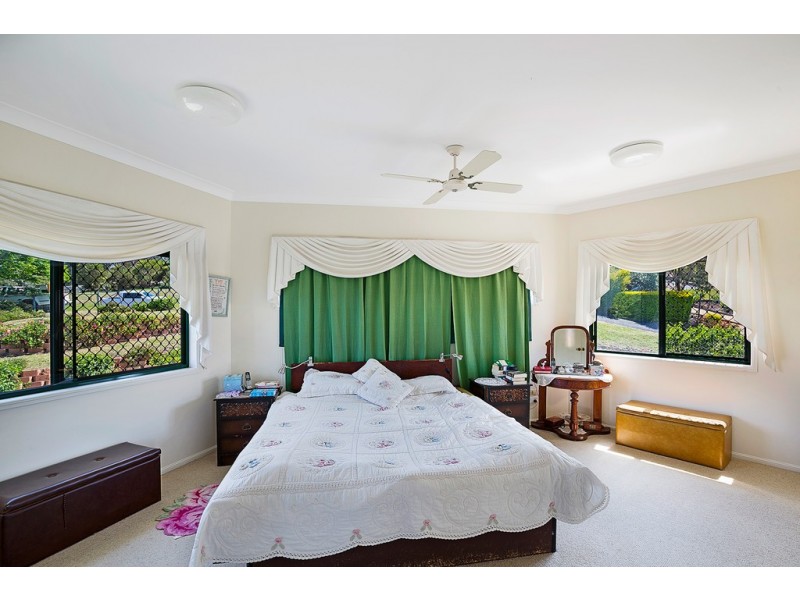 6 Graham Court, Hodgson Vale QLD 4352