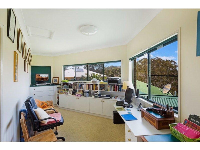 6 Graham Court, Hodgson Vale QLD 4352