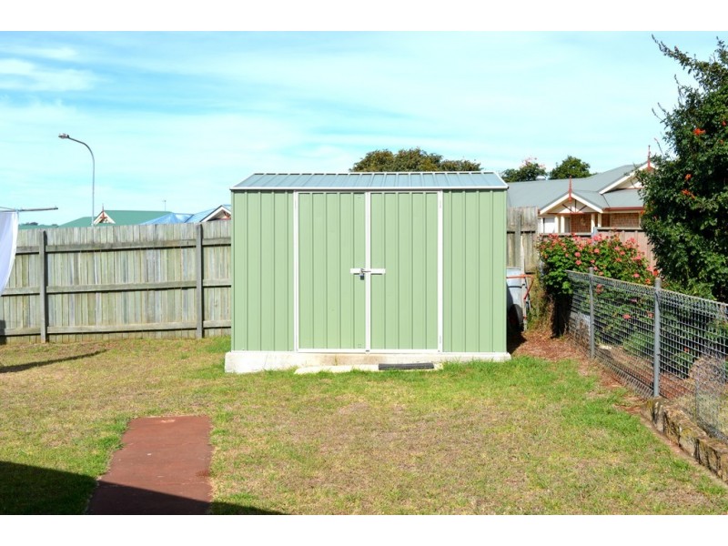 26 Jennifer Crescent, Darling Heights QLD 4350