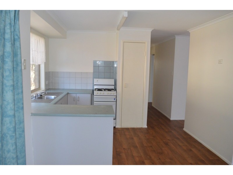 2a McDowall Street, Newtown QLD 4350