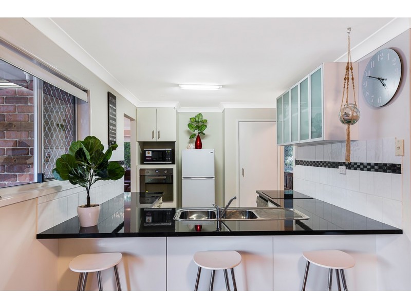 24 Woolmer Road, Highfields QLD 4352
