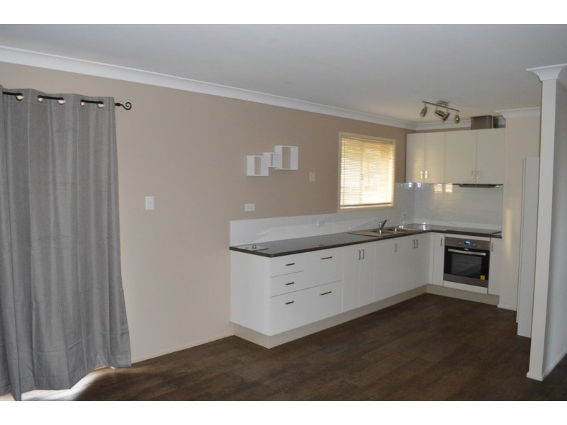 115 Glenvale Road, Newtown QLD 4350