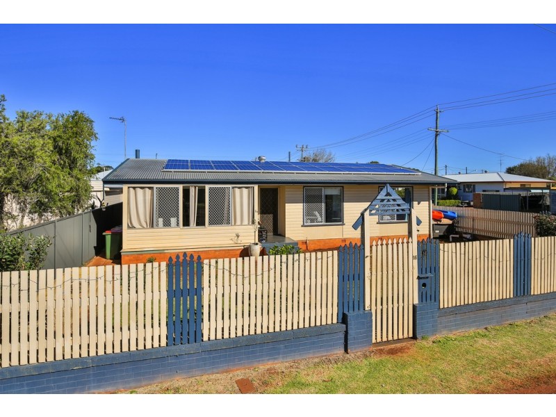16 Sybyl Street, Harristown QLD 4350