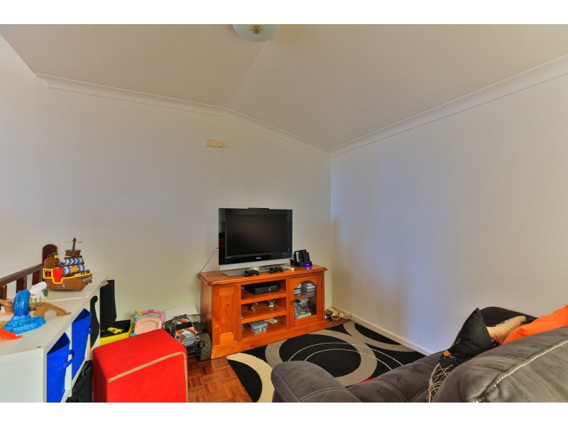 16 Sybyl Street, Harristown QLD 4350