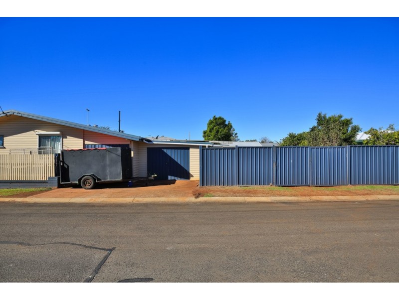 16 Sybyl Street, Harristown QLD 4350