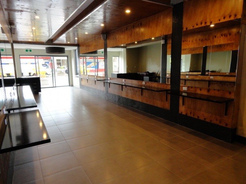 32 Lavarack, Nobby Beach QLD 4218