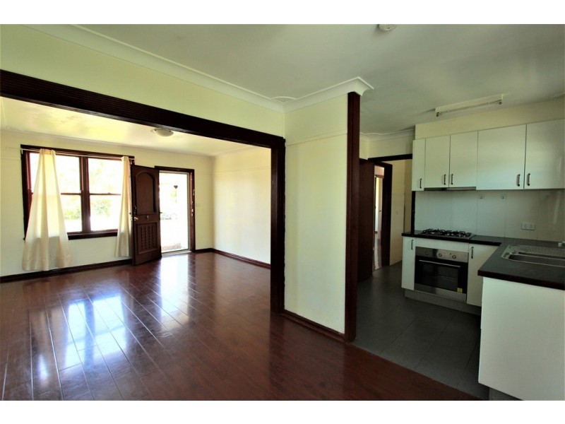 43 Strickland Crescent, Ashcroft NSW 2168