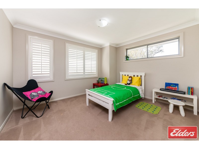 12a Tyne Walk, Glenfield NSW 2167