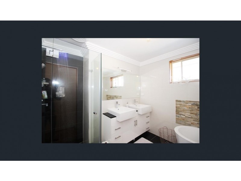 271 Wilson Road, Green Valley NSW 2168