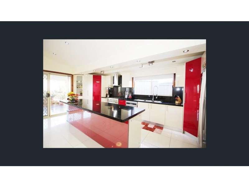 271 Wilson Road, Green Valley NSW 2168