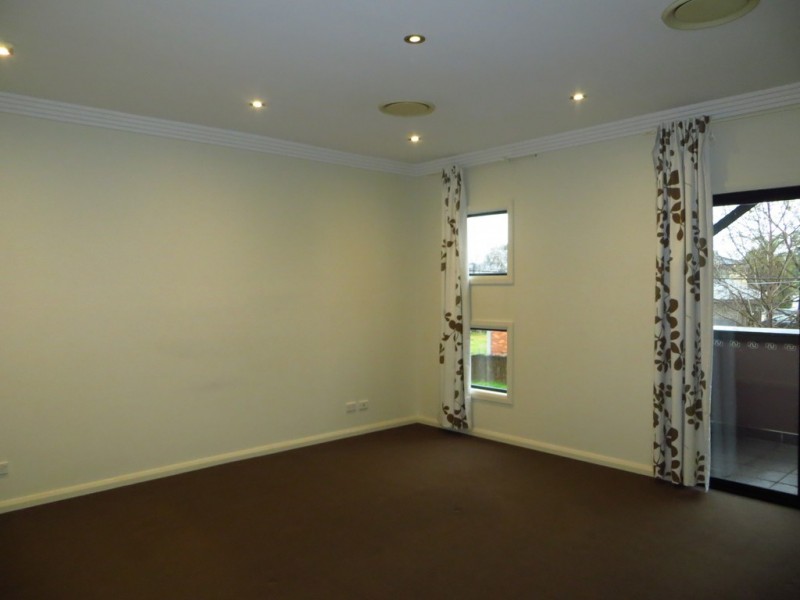 72 Bardia Parade, Holsworthy NSW 2173
