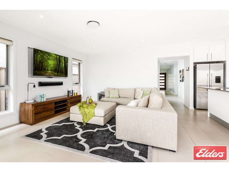 20 Pentland Street, Middleton Grange NSW 2171