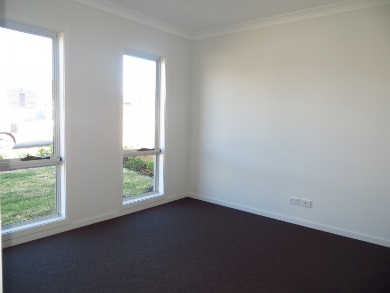 209 Somme Avenue, Edmondson Park NSW 2174