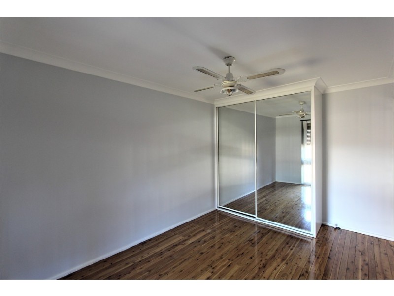 68 Firth Avenue, Green Valley NSW 2168