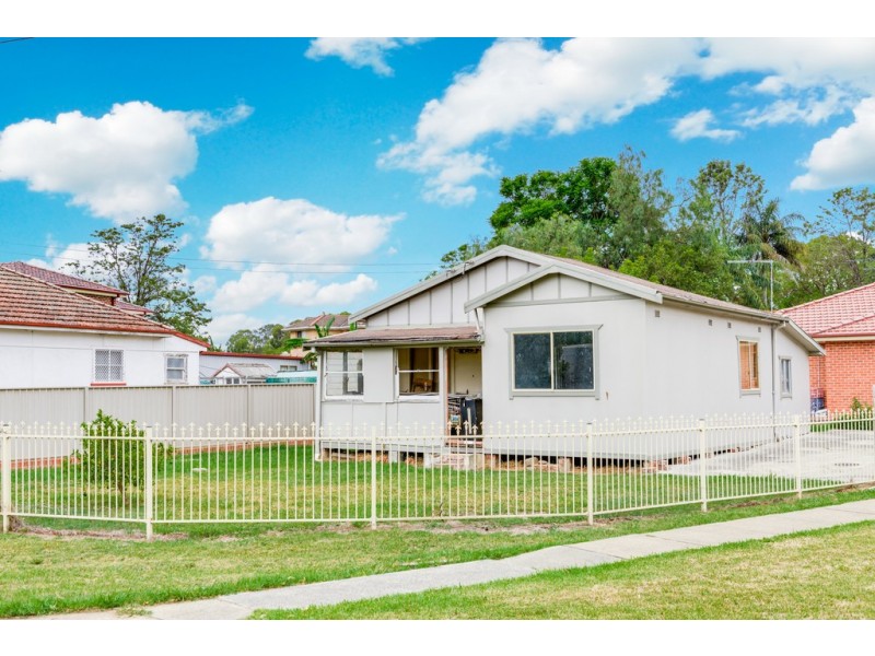 30 Fraser Road, Canley Vale NSW 2166