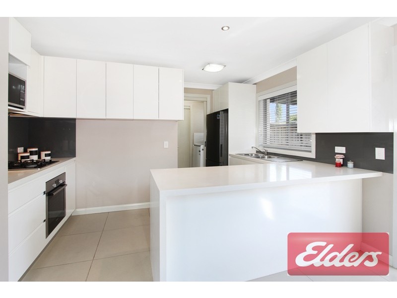 14 Northampton Drive, Glenfield NSW 2167