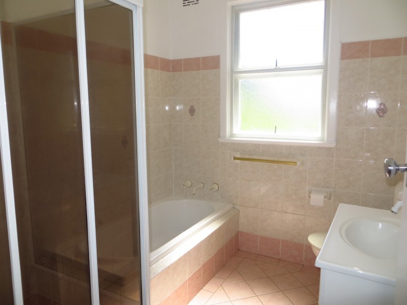 84 Dwyer Road, Leppington NSW 2179