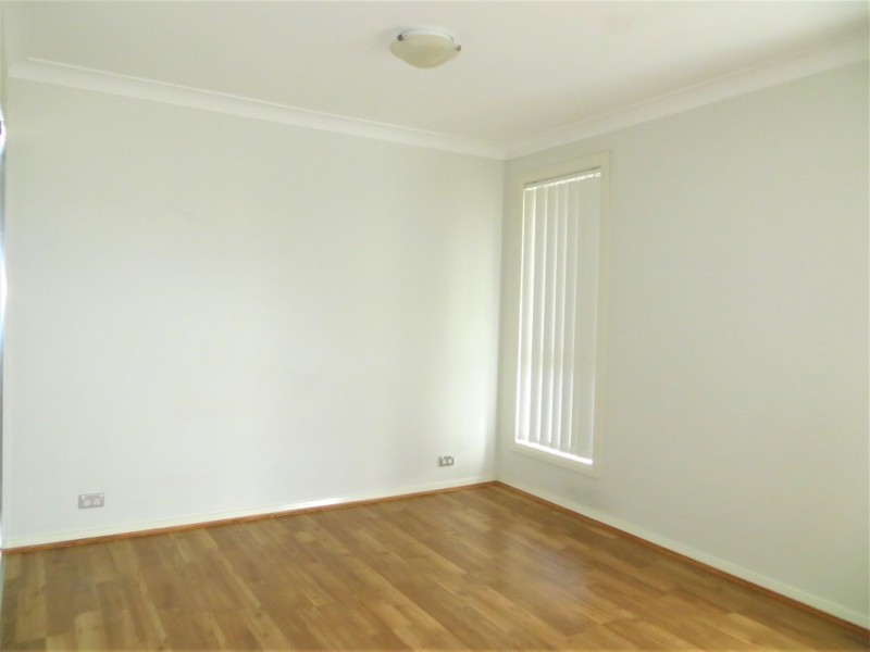 9a Garrett Lane, Middleton Grange NSW 2171