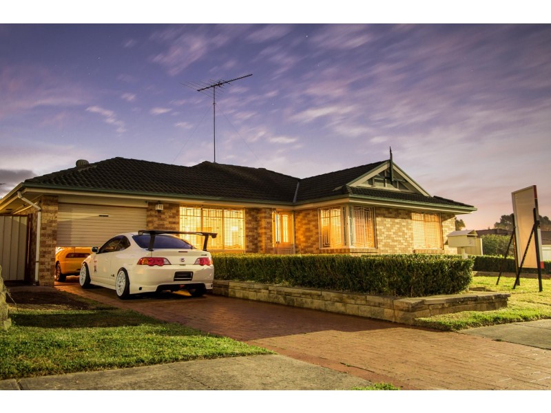 51 Carina Avenue, Hinchinbrook NSW 2168