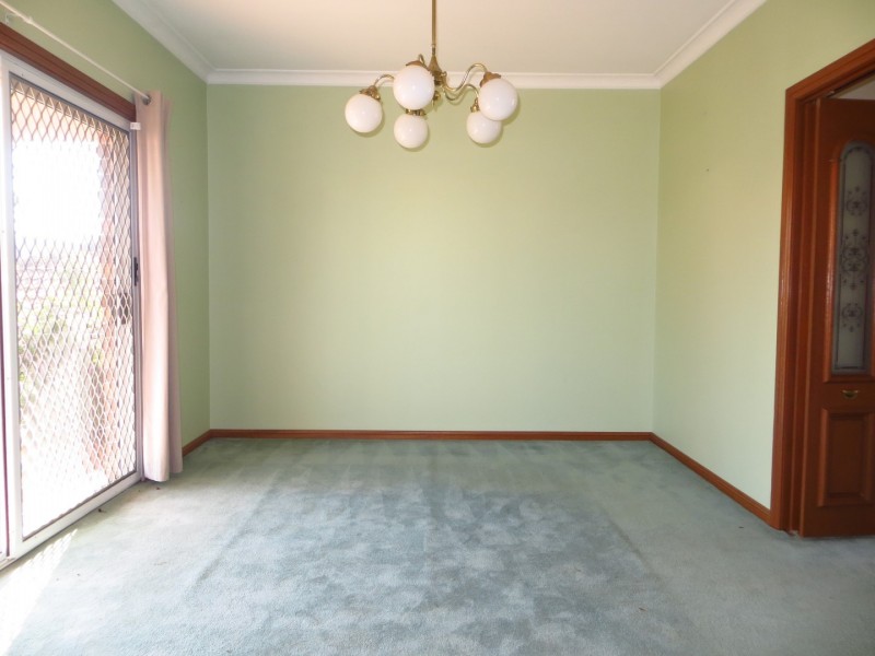 5 Nowland Place, Abbotsbury NSW 2176