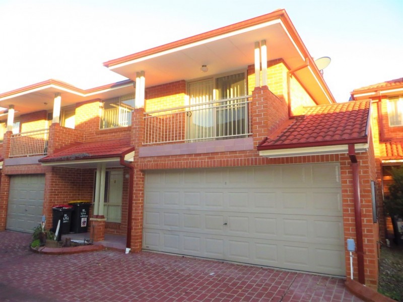 3/9-11 Weir Crescent, Lurnea NSW 2170