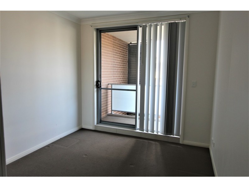 11/2 Kurrajong Road, Casula NSW 2170