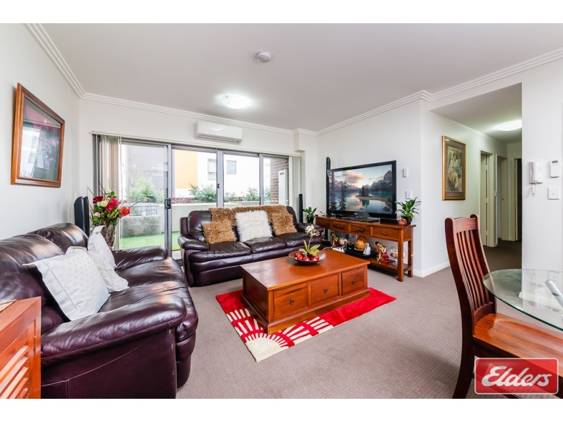 1/3 Browne Parade, Warwick Farm NSW 2170