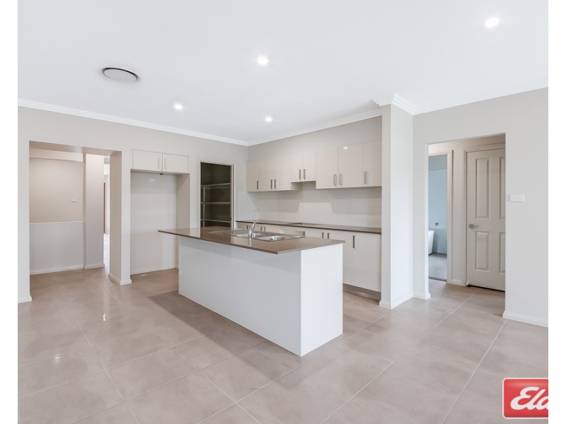 32 Baden Powell Ave, Leppington NSW 2179