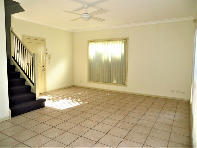 1/119 Sanderling Street, Hinchinbrook NSW 2168