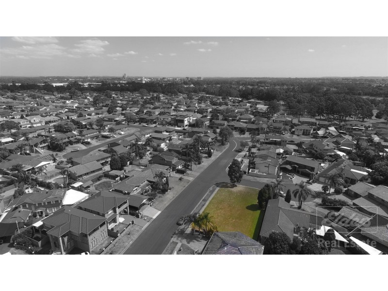 1 Binham Place, Chipping Norton NSW 2170