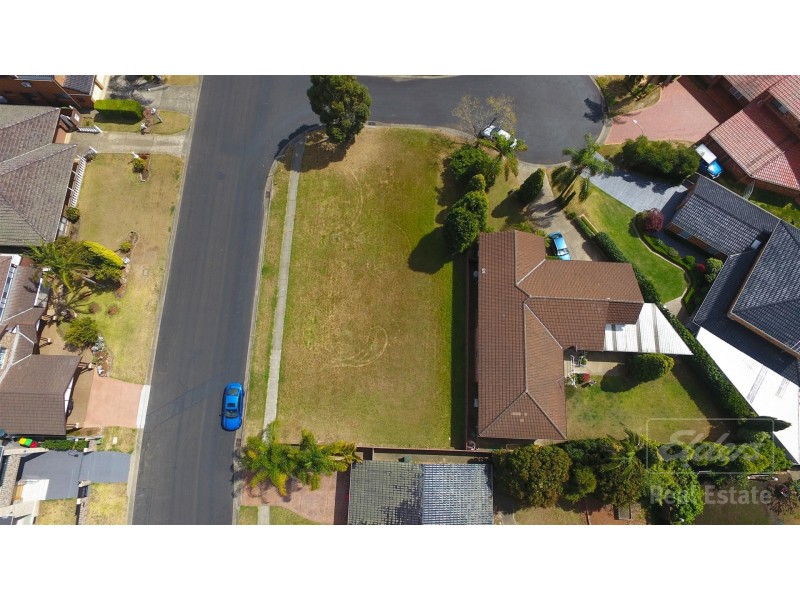 1 Binham Place, Chipping Norton NSW 2170