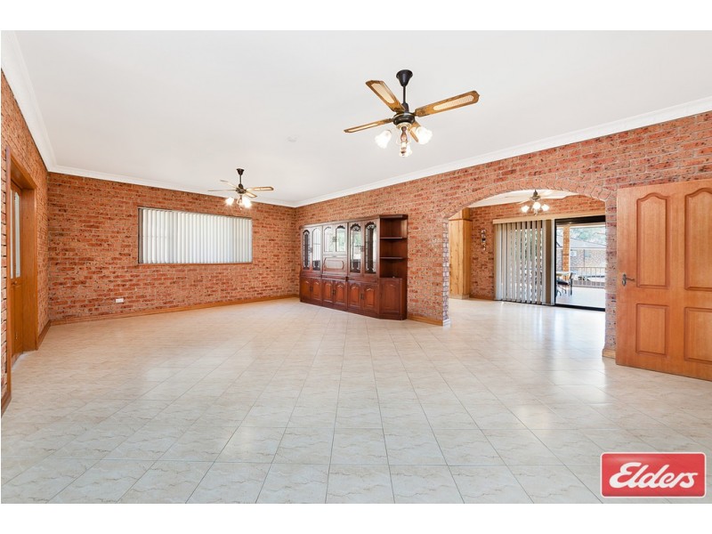 23 Weeroona Road, Edensor Park NSW 2176