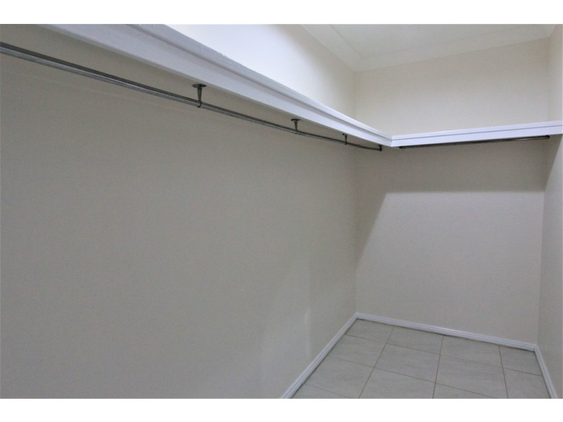 8 Broughton Street, Hinchinbrook NSW 2168