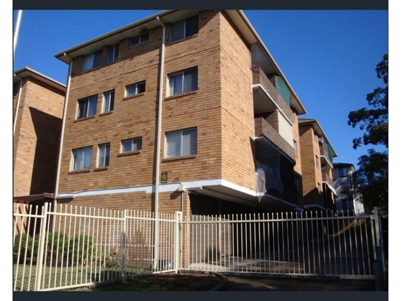 15/11 FORBES STREET, Warwick Farm NSW 2170