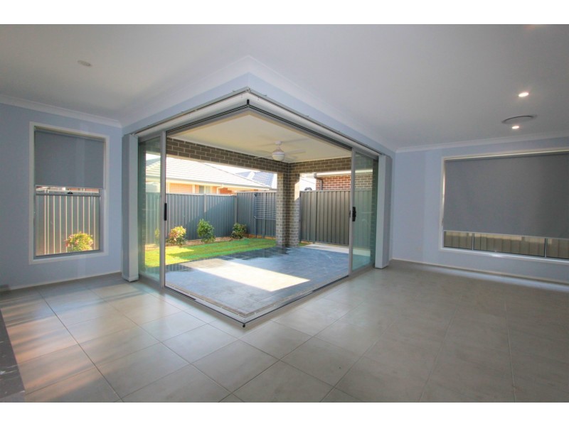 5 Oxalis Street, Denham Court NSW 2565