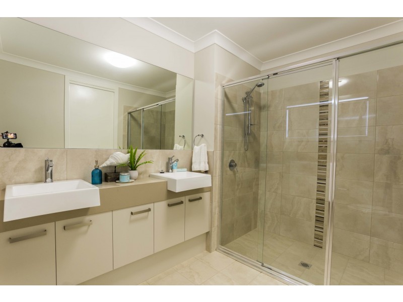 96 Willowdale Drive, Denham Court NSW 2565